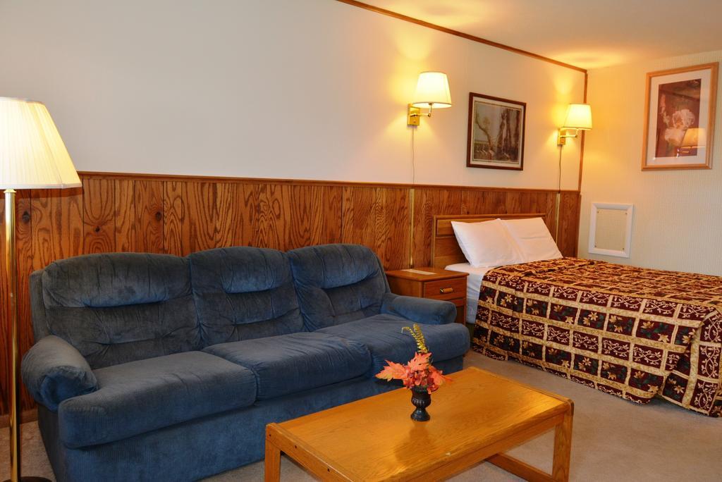 Viking Motel Lindsborg Phòng bức ảnh