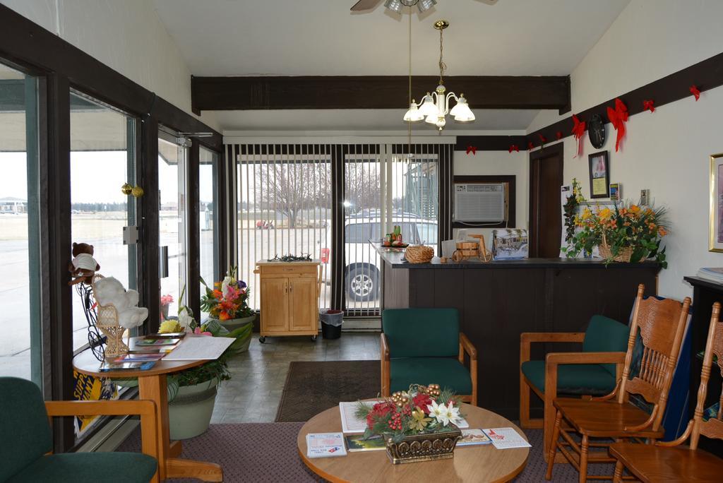 Viking Motel Lindsborg Ngoại thất bức ảnh