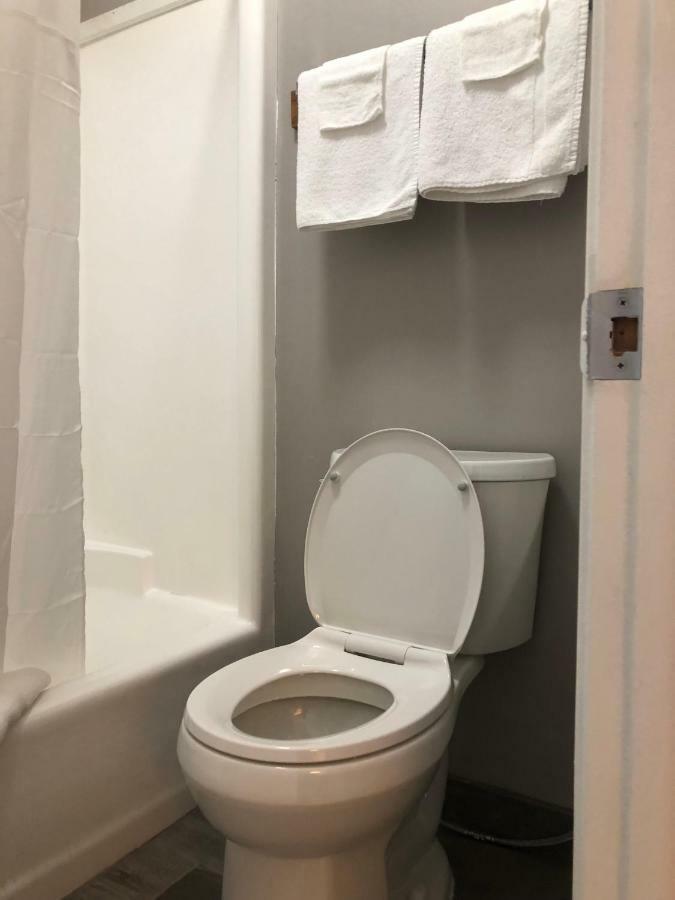 Viking Motel Lindsborg Ngoại thất bức ảnh