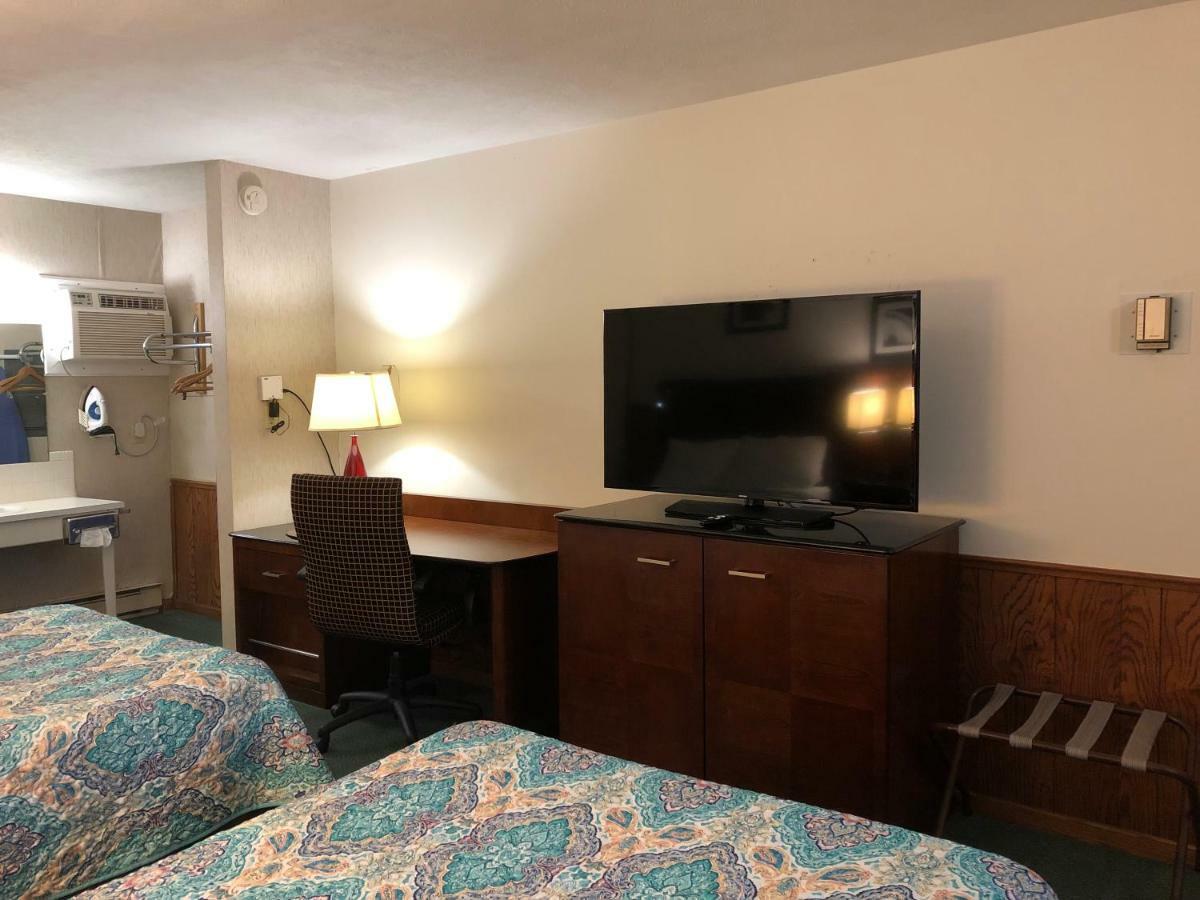 Viking Motel Lindsborg Ngoại thất bức ảnh